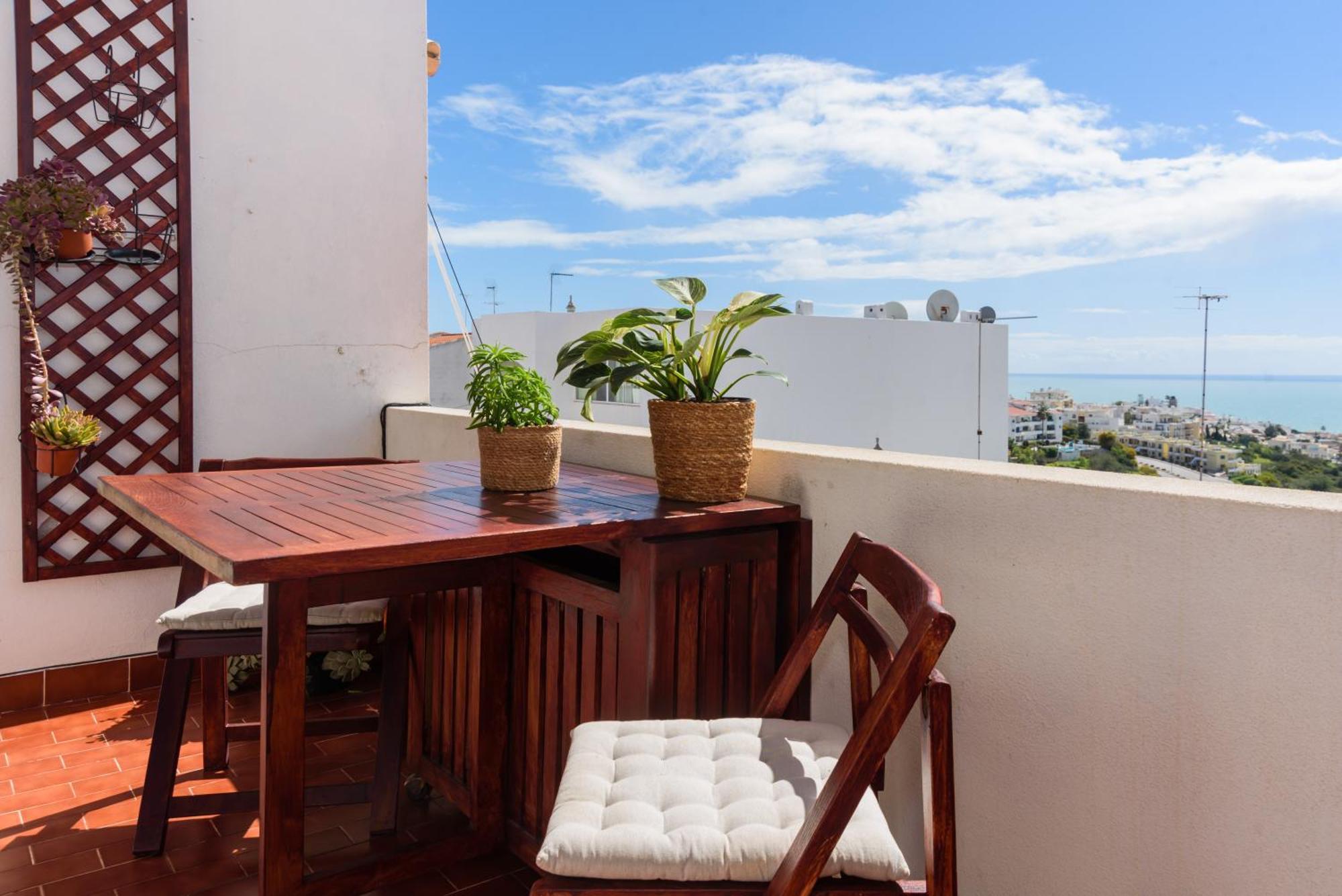 Hillside Studio With Sea View & Fibre Internet البوفيرا المظهر الخارجي الصورة